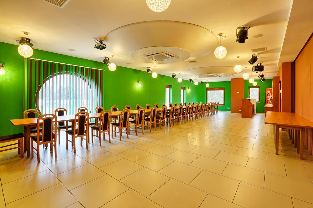 Hotel Tenis Chrząstowice Exterior foto