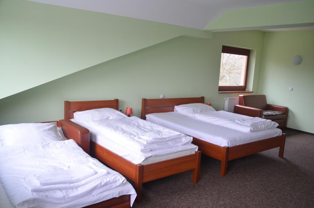 Hotel Tenis Chrząstowice Habitación foto
